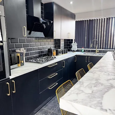 Breckonhill House 4br Entire Apartment Middlesbrough